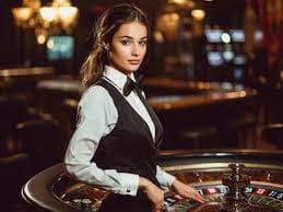Người dùng Việt Nam xem biểu đồ phân tích thể thao trên điện thoại